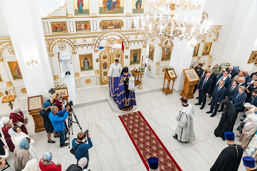 Великое освящение храма Всех святых, в земле Русской просиявших города Ступино